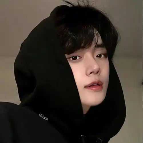 图1源:dy其他:不记得了侵权立删#崔然竣  #头像