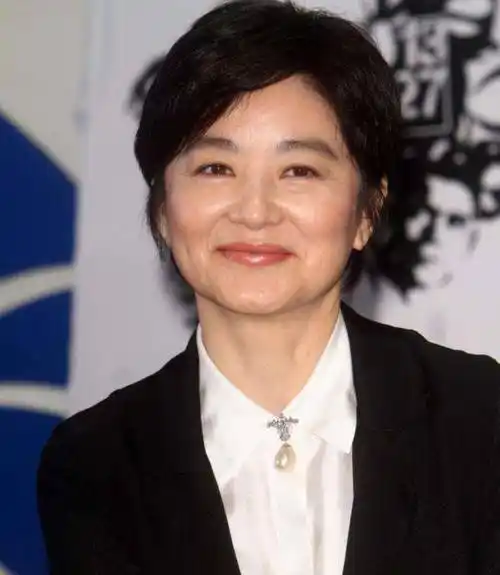 林青霞祖籍山东,出生于台省台北县.