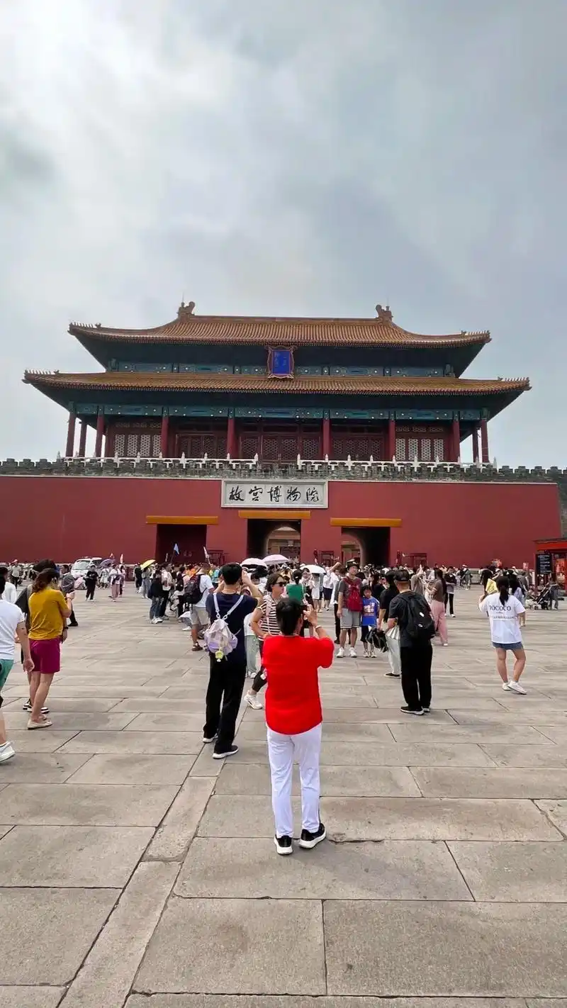 北京故宫于明成祖永乐四年(1406年)开始建设,以南京 - 抖音