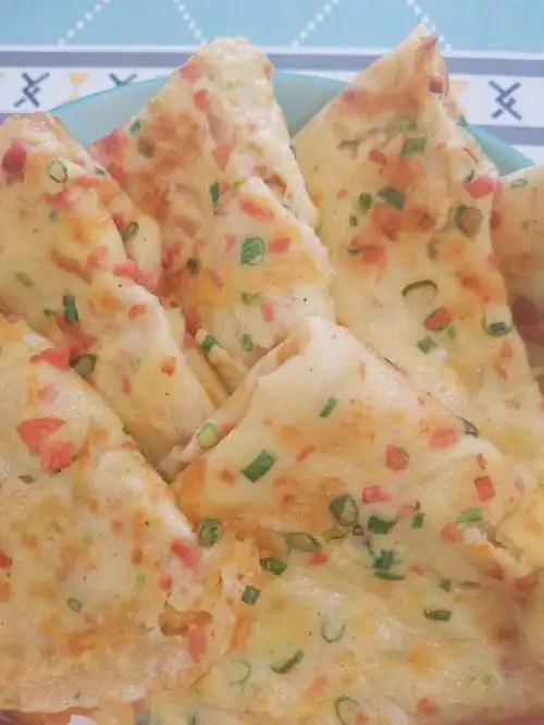 香葱鸡蛋饼软嫩可口最爱的早餐之一