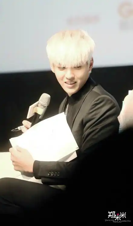 2015吴亦凡《有一个地方只有我们知道》爱の校园行北京站_高清图片