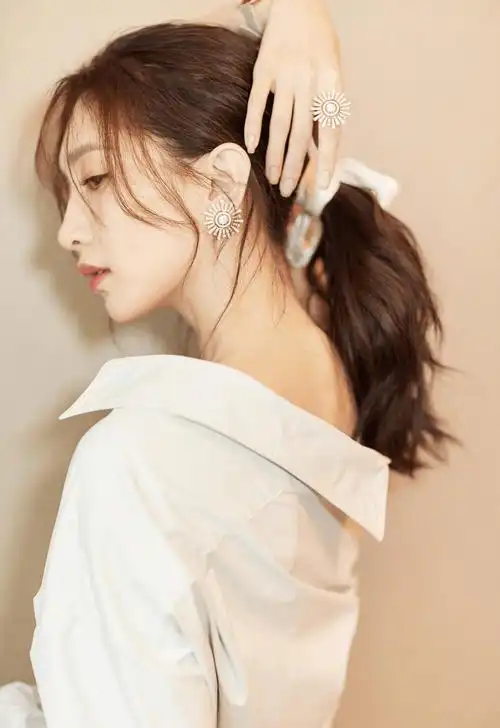 江疏影36岁身材曲线性感到爆炸!_魅力_女神_观众