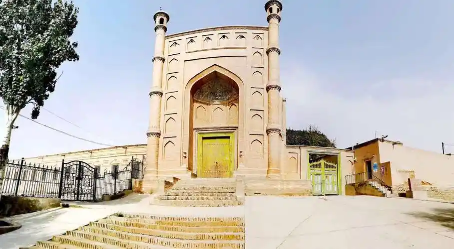 库车大寺,是信奉伊斯兰教的人民群众做礼拜的宗教场所,是新疆境内