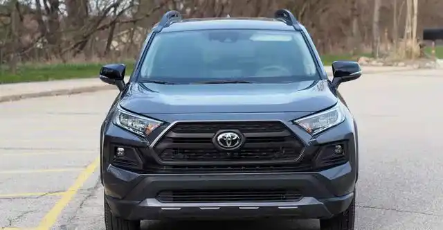 2020款丰田rav4 trd越野版,外观更具战斗气息?