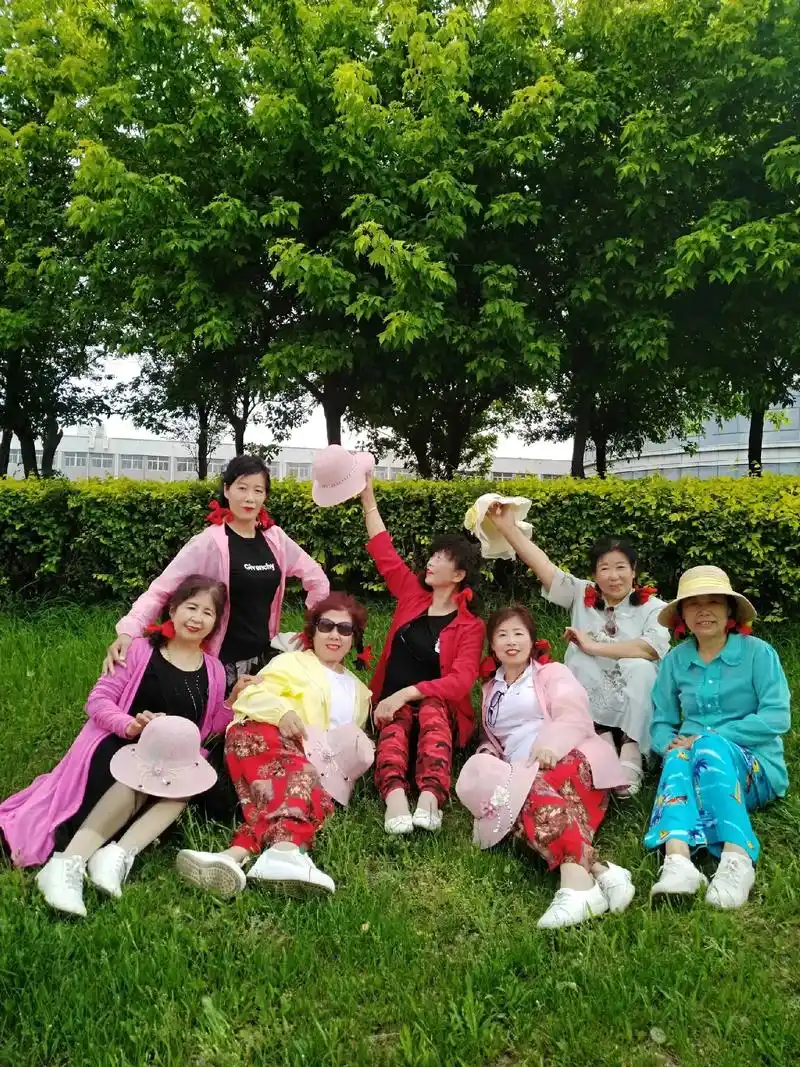 每一张照片都是满满的回忆和足迹  - 快乐酷宝 - 抖音