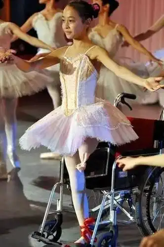 你在真好独腿女孩的芭蕾梦有梦想我也是大舞蹈家