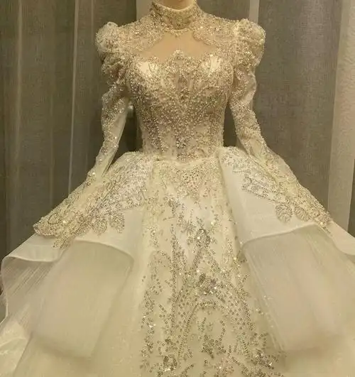 长袖主婚纱礼服新娘2022新款大拖尾女重工法式一字肩宫廷风出门纱