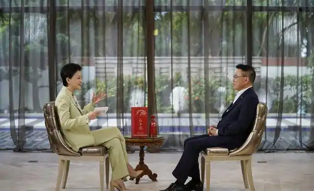 杨澜访谈录逐风者对话李东生tcl的变革从未停止