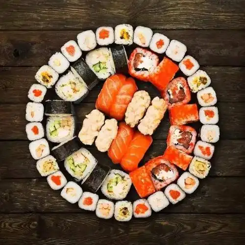 握寿司,押寿司军舰卷等几种类型琳琅满目的寿司拼盘,总能唤醒你的食欲