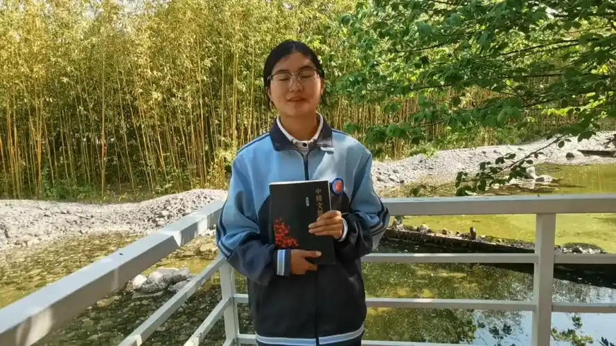 昭通市实验中学:让阅读成为习惯 让书香溢满校园