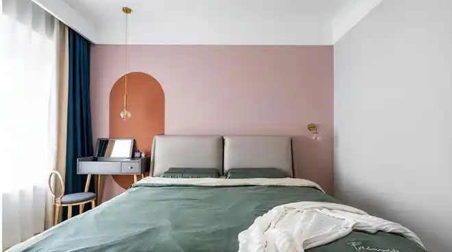 那我们也可以考虑多种颜色组合搭配,设计拼色墙面