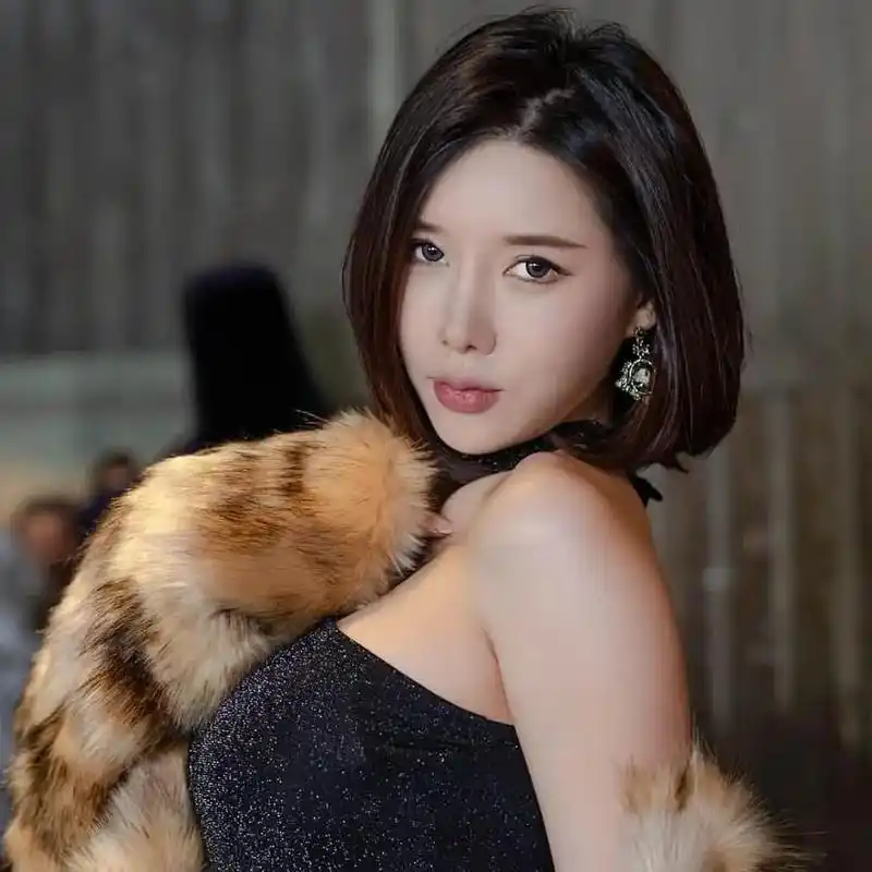 韩国女神车模songjooa高清写真!是你的菜吗～#女神#最 - 抖音