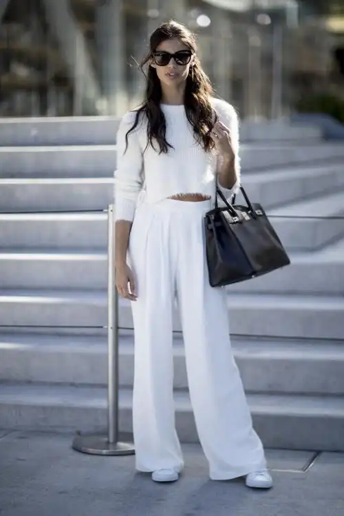 皮肤黑穿蓝色衣服显白 让你时尚又好看