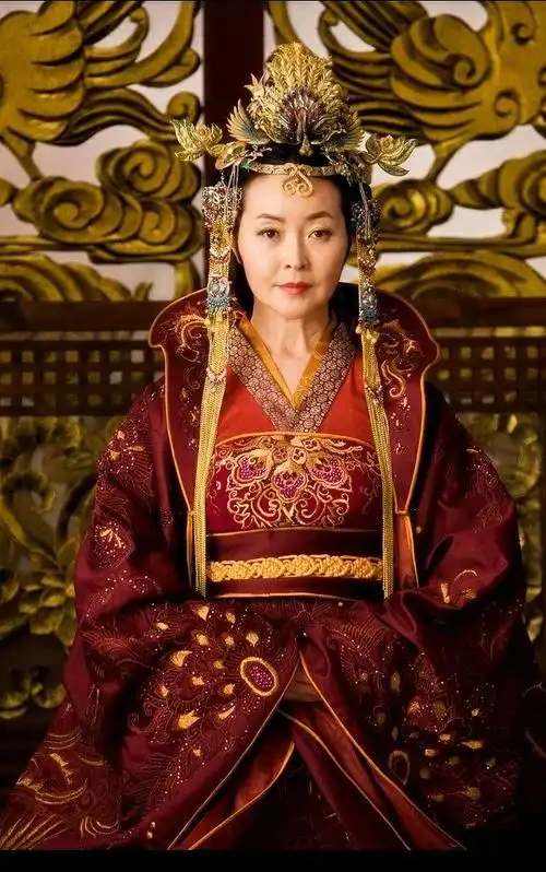 《琅琊榜之风起长林》– 言皇后–方晓莉