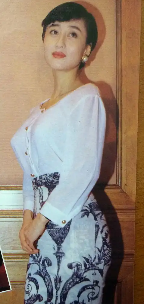 利智ninalichi的图片