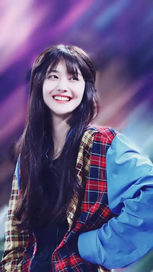 郑爽麻花辫 蓝色纱裙甜度爆表,今天也是为小爽美貌尖叫的一天啊!