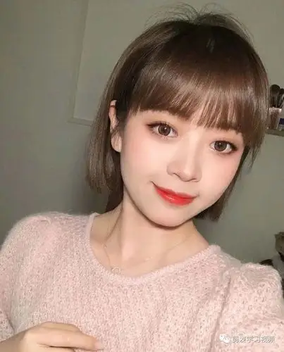 2021年流行免打理减龄短发