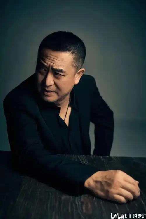 张嘉译(张嘉译的个人资料简介)