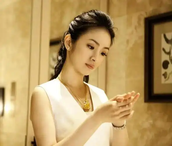 说到林依晨,相信不少看过《恶作剧之吻》的观众都对她有着比较深刻的