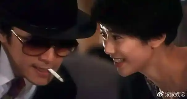 周星驰,袁咏仪主演的电影《国产凌凌漆》讲述了后备国家特工凌凌漆