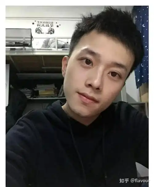 日常生活中遇到好看又不是gay的男生几率有多大