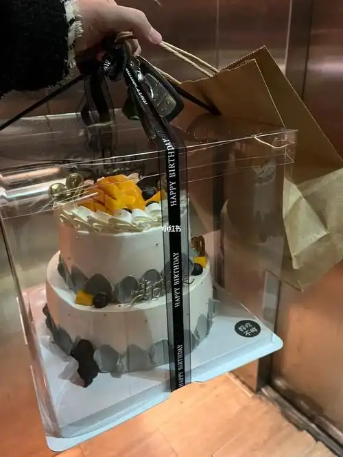 ktv的蛋糕没有最晚只有更晚