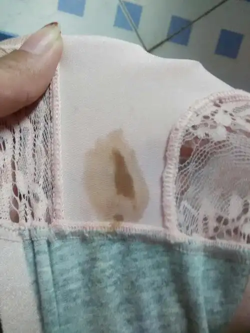 排卵期13天出血,一点,一会没有了