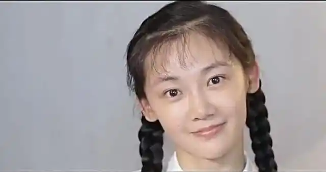 芳华冯小刚黄轩苗苗刻画青春