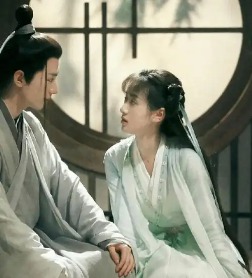 有种戏红人不红叫袁冰妍,琉璃成毅资源不断,她却成到无戏可拍_剧中