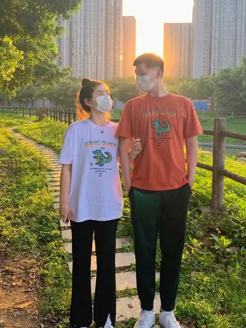 情侣穿搭ootd0169168cm0169185cm