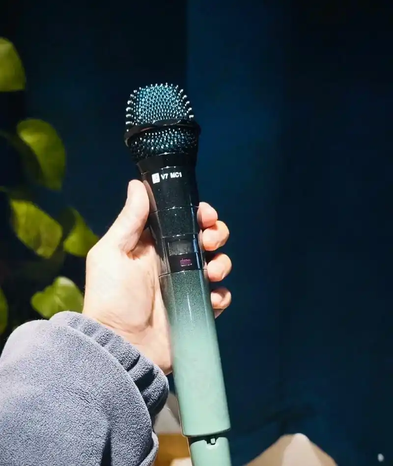 王源 #王源话筒 有要王源同款话筒的可以去小店看一下不懂得