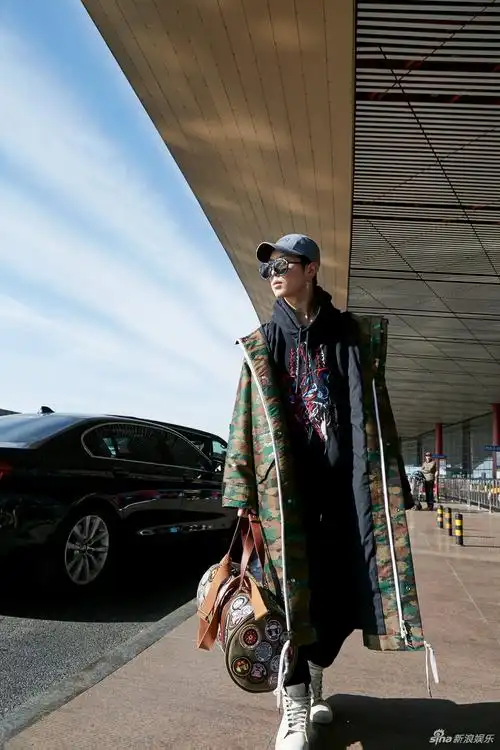 马伯骞启程格莱美 享受音乐之旅尽显阳光率性(图)