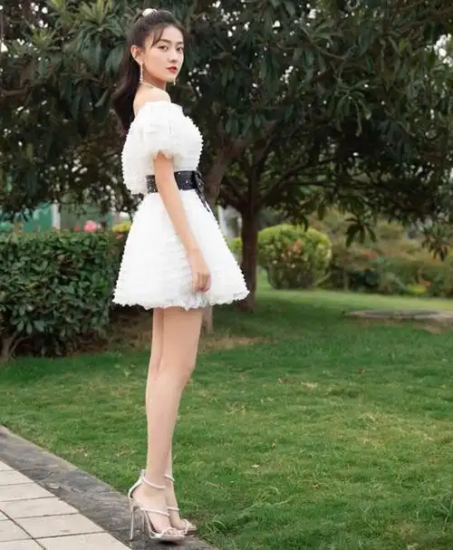 梁洁哪里人个人资料简介 梁洁电视剧及生活照写真图片