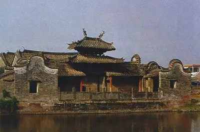 陈氏宗祠在南海官窑镇七甫村铁网坊.