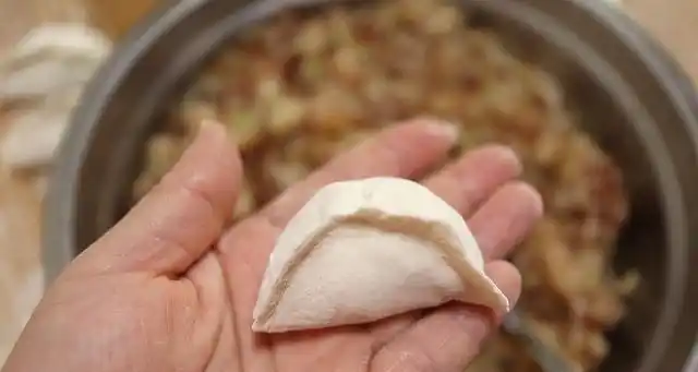 你吃过猪肉冬瓜馅饺子吗?一咬爆汁不破皮要这么做,口感超赞