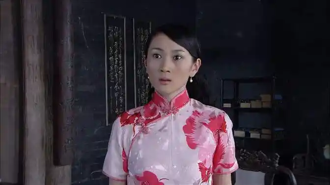 围屋里的桃花:夏禾非戏子不嫁,竟威胁老爹:不答应立刻净身出户-影视综