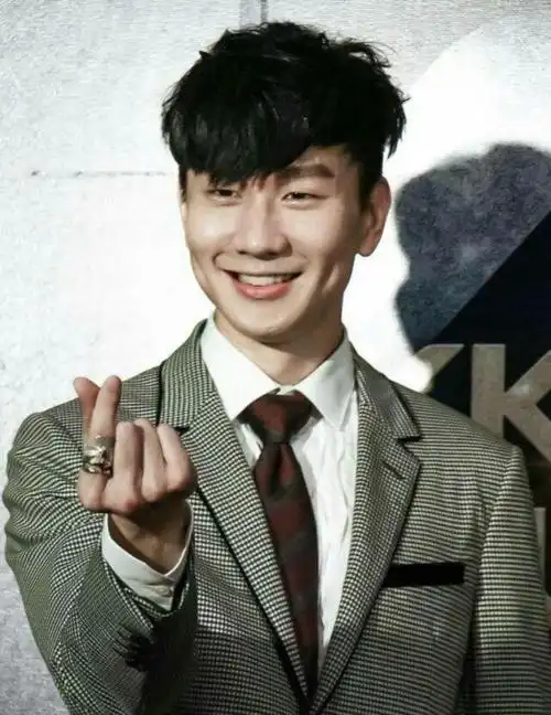 男明星酒窝颜值大赛,张艺兴,易烊千玺,林俊杰是酒窝男神了