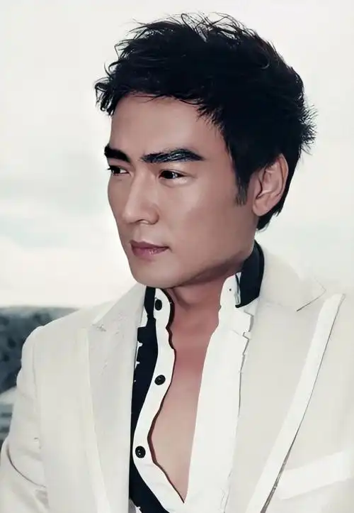 大家觉得焦恩俊和严屹宽那个更好看? - 知乎