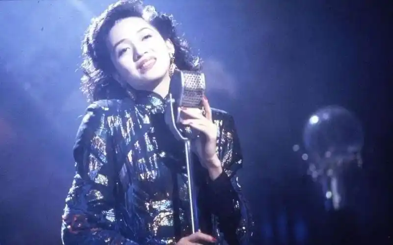 『叶话』风华绝代尤可见 霸气女人花梅艳芳