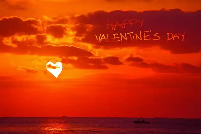 晚霞傍晚夕阳海上海面英文字母日落自然美景心形爱心214情人节节日