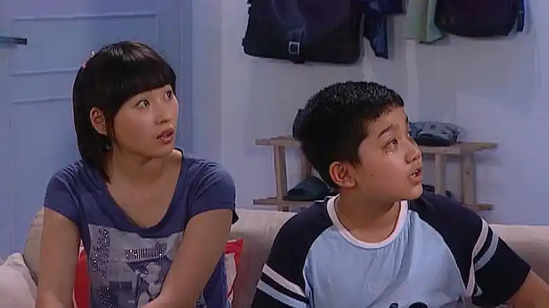 《家有儿女》精彩片段,心疼被排挤的刘星,调皮的孩子活该受气吗