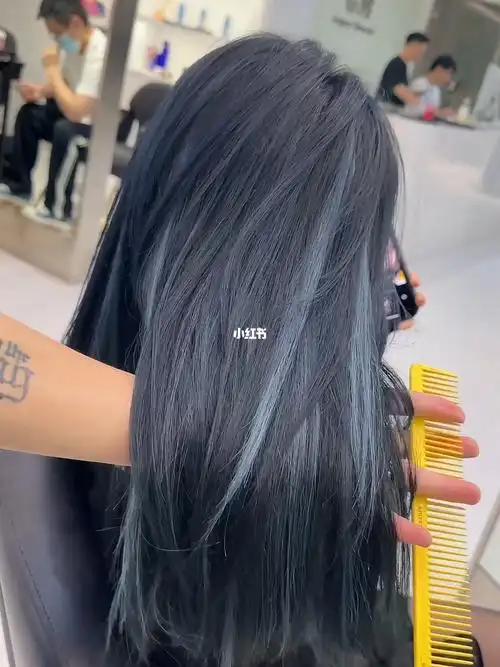 秋冬冷色系发色推荐