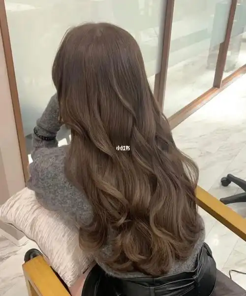 圆脸方脸安利款浪漫气质水波纹烫发