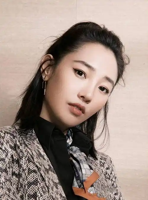 谁说短发不好看,盘点那些短发气质up up up的女星