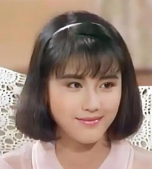 尘埃落定!"周芷若"周海媚长眠于北京,愿天堂有你想要的自由!