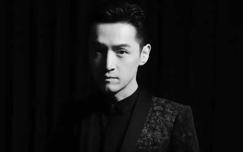 胡歌儒雅魅力写真图片桌面壁纸