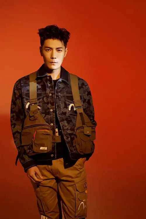 艺人《季晨 》|摄影|修图/后期|杜娟修图培训 - 原创作品 - 站酷 (zco