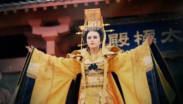 宰相因写"青鹅"二字却被问斩众人不解,武则天:把字拆开看看!_裴炎_李