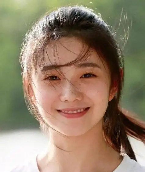 看似清纯无害,实则"茶里茶气",这4位女星才是情场"老司机"