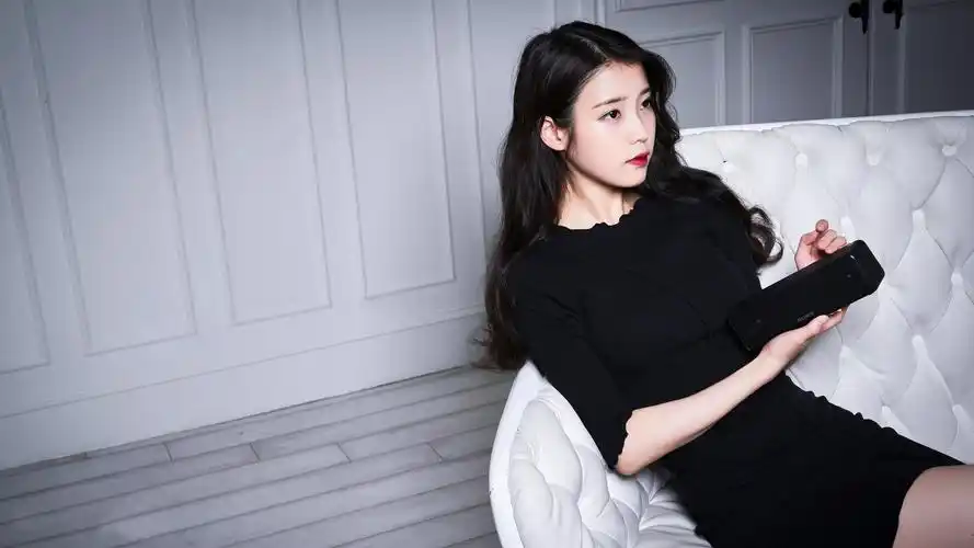 求大神告诉我这是谁